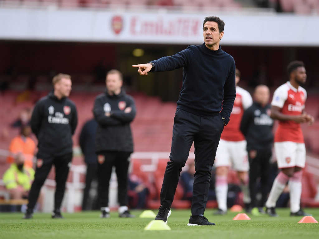 比賽的首個 比賽的首個